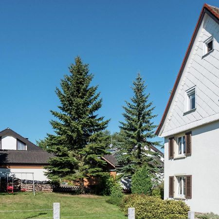 Cozy Apartment In Schwenningen With Garden วิลลิงเงน-ชเวนนิงเงน ภายนอก รูปภาพ