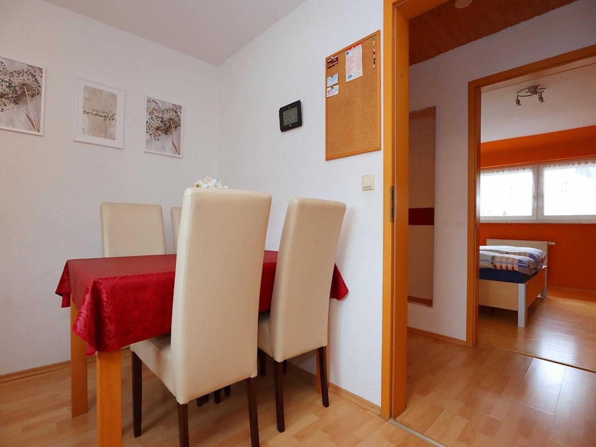 Cozy Apartment In Schwenningen With Garden วิลลิงเงน-ชเวนนิงเงน ภายนอก รูปภาพ