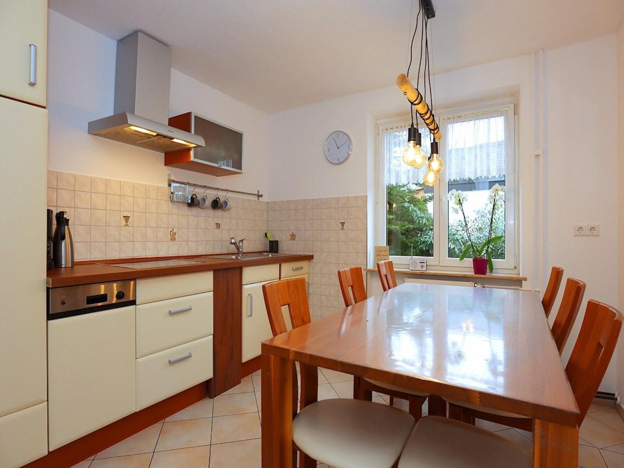 Cozy Apartment In Schwenningen With Garden วิลลิงเงน-ชเวนนิงเงน ภายนอก รูปภาพ